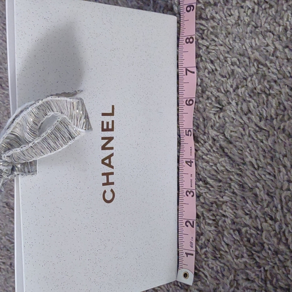 Authentic Chanel Gift Bag - Picture 7 of 9